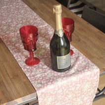 Noland 플라워 테이블 러너, 다크 핑크, 180 x 30 cm