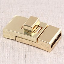 해피베어스 심플 커브형 사각 잠금장식 2.8cm, 골드, 1개