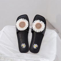 마켓A 여성 데이지꽃장식 슬리퍼