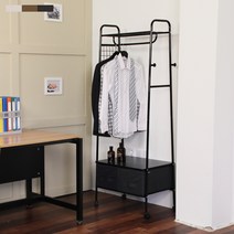 까사마루 선수 행거, 블랙