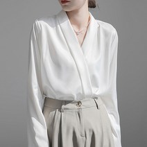 포플러앤씨 로이크 새틴 블라우스