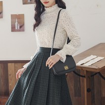 루나걸 메이보 펀칭 레이스 블라우스