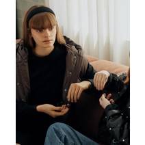 질스튜어트 여성용 단색 구스다운 베스트 JSJU1D110