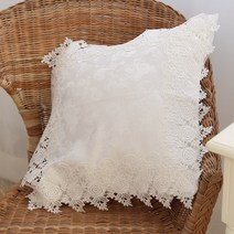 공간안애 화이트 쟈가드 레이스 쿠션 솜포함(공주쿠션)