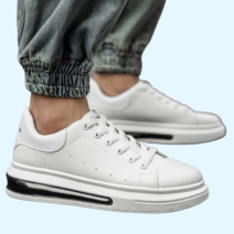 교복에 청바지에 어울리는 신발 30대 남자 중학생 고등학생 대학생 남학생 새학기 운동화 흰색 스니커즈