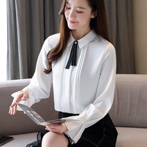 스타일리시 캐주얼 여성 코디 봄 루즈핏 쉬폰 셔츠