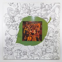 중고LP/ 조용필 김다혜 함께 부르는 동요/ 까치소리의 기쁨/ 자켓 A+/ 음반 새것 MINT/ 가사지 있음/ 세척