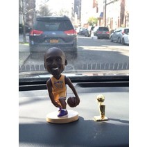 코비 브라이언트 레이커스 버블헤드 피규어 doll 자동차 Dash보드 D에코r TROPHY