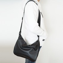 국내제작 대학생 가죽 크로스백 노트북 메신저 가방