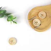 JSTrading (10개) 핸드메이드 나무단추 20mm - 레이스 하트