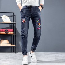 SIMKUNG 남자청바지 봄 자수 허리밴딩 슬림 조거 데님 팬츠
