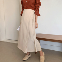 엔젤로즈샵 푸림든 스웨이드 랩롱스커트