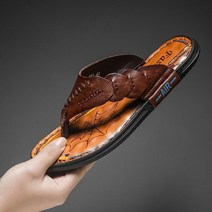 여름 탑 레이어 소가죽 슬리퍼 남성 유행 한국 버전 패션 야외 소프트 바닥 남성 플립 플롭 성격 아우터 샌들 및 슬리퍼 착용