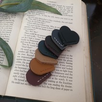 레더조아 책갈피 이니셜각인 천연소가죽 하트책갈피 북마크(2+1무료), 각인추가안함, 블랙