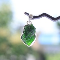 크롬다이옵사이드(16x26mm)행운석 천연원석