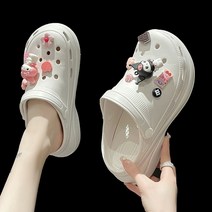 쿠로미 산리오 통굽 키높이 미끄럼방지 샌들 슬리퍼 크록스호환 캐릭터 악세사리포함