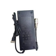 UDT리프트 충전기 C-2-00286