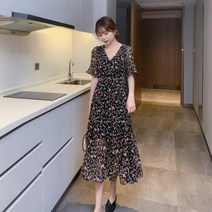 실버캣 여성 빅사이즈 브이넥 네온사인 나무 열매 패턴 엠파이어 원피스