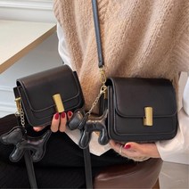 키링장식 여성 출퇴근용 미니 크로스백 워킹맘 여학생 미니멀룩 간편외출 메신져백