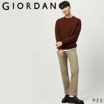 지오다노_평촌점_ 코튼 스판 원단을 사용하여 신축성이 좋고 기모 가공으로 따뜻한 겨울 팬츠