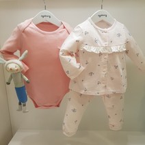 아가방 50% 봄 베이비페어! 1+1 바디슈트 하나랑 실내복 하나더 추가세트 상하복! 와우 가격대비 너무 훌륭해 슈트 상하세트! 봄에 화사하게 핑크핑크 신생아 외출복 쵝