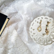 대폭 랏셀레이스 카멜리아 화이트 320439D, 랏셀레이스_카멜리아(화이트)