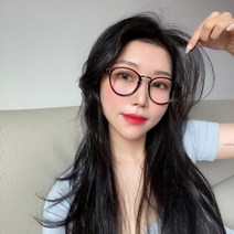 오피스룩 블루라이트 차단 패션 안경 깔끔한디자인 지적이미지 데일리룩 남친룩