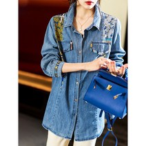 여자 롱 청 데님 남방 셔츠 프린트 원피스 롱티셔츠 여성 일반 나무 데님 셔츠 여성 재킷 2021 새로운 스타일의 인쇄 스티치 유럽 여성 의류