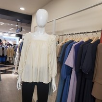 블루페페 NC중앙로 레이스 러플 블라우스 213MSC004