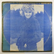 (중고LP)(빈티지 인테리어용 디피용) OLIVIA NEWTON JOHN GREATEST HITS/ 자켓 닳음 얼룩 있음/ 음반 제작 불량 틱 잡음 있음/ 물세척