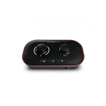 Focusrite Vocaster One - Solo Creator로 녹음을 위한 팟캐스트 인터페이스. 간편한 팟캐스트를 위해 자동 게인 향상 및 음소거를 사용합니다. 소형 경