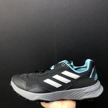 편집샵 에스마켓 ADIDAS TRACEFINDER W Q47239