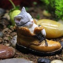 신발 속 고양이 미니어처 장식 3D 모형 소재 공예 소형 재료 스몰 월드 제작 취미 인테리어 디오라마 미니어쳐 장식품 화분 테라리움 DIY 셀프 만들기 건축 빈티지 하우스