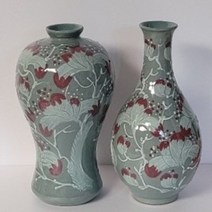 고려청자 꽃무늬 매병주병 세트 양각무늬 여주도자기 고품격 도자기 수려하고 힘찬 꽃무늬와 비취색 도자기