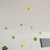 천장 모빌 인테리어 세이지폴 디자인 홈 카페 아트 북유럽 감성소품, 상세페이지 참조, 노란색 공 4개 녹색 공 4개
