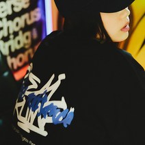 크럼프 남자 여자 여름 반팔티 그래피티 로고 티셔츠 (CT0360-1) - BLACK