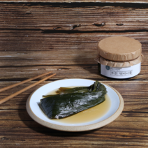 푸릇푸릇 명이나물 장아찌 명의나물 산마늘장아찌 절임 200g, 명이나물 절임 200g x 5통 (추가할인), 5개