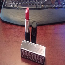 Mary Kay Gel Semi-Shine Lipstick Red Smolder 094614, One Color, 1