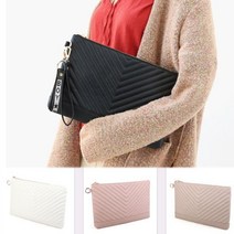 NDO862941남녀 공용 브이 퀄팅 커플 클러치백 기념일 선물