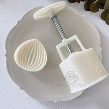 수능 쿠키커터 다이소 모양 틀 튀일 몰드 네잎클로버 쿠키 허그 실리콘 약과 붕어빵 휘낭시에 피카츄 버터 산타모자 나뭇잎 전문가용 초콜릿 유령 빵도장 오이 진저맨 동물얼굴 토끼 고양, 75g