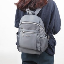 많은 포켓으로 수납력좋은 국내여행용 여성 백팩 / 워킹맘 경량 실용적