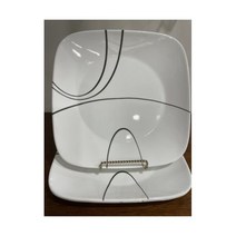 코렐 Simple Lines 사각 만찬 접시 10 1/2” Set of 3 - NEW!
