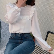 이지핏 프릴 디자인 여성 화이트 블라우스 여친룩 봄블라우스 단정한블라우스 데일리룩코디 긴팔블라우스 라운드넥블라우스 여성용블라우스 프릴블라우스 직장인예쁜셔츠 예쁜셔츠 슬랙스셔츠 여자봄블라우스 오피스룩코디 편한블라우스
