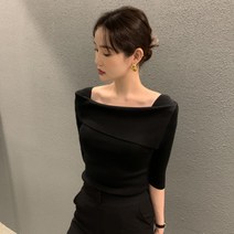 줄리엔느 비너스 포인트 빅카라 니트 티셔츠