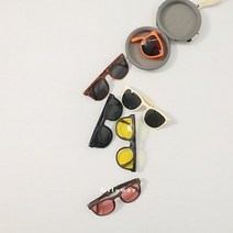 지플라워 폴더사각선글 유아동선글라스 선글라스코디 휴가패션 바캉스룩 데일리룩 나들이룩