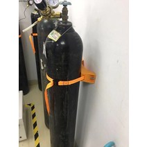 가스통거치대 벽부형 위험물저장소 고압가스용기, 플라스틱 버클