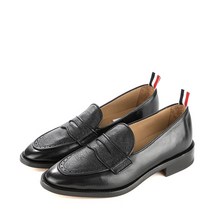 [톰브라운] 23SS (MFL076A 05584 001) 남성 로퍼