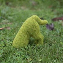 베란다 정원 꾸미기 장식 몰려든 동물 그림 동상 개 faux green moss 5, 잠복하는 강아지