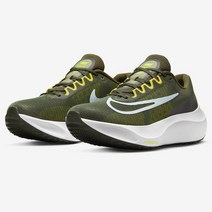 나이키 줌 플라이 5 카키 카고 편안한 착화감 좋은 운동화 런닝화 유니크한 색상