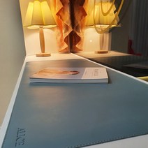 앨리스리빙 양면 데스크매트 책상 가죽 깔판 장패드, L 하늘하늘한 하늘